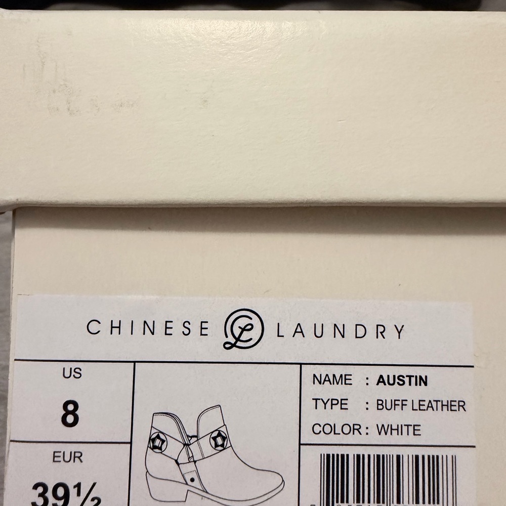 Chinese Laundry Austin White Buff Leather Western Ankle Boots Size 8 - Picture 2 of 10